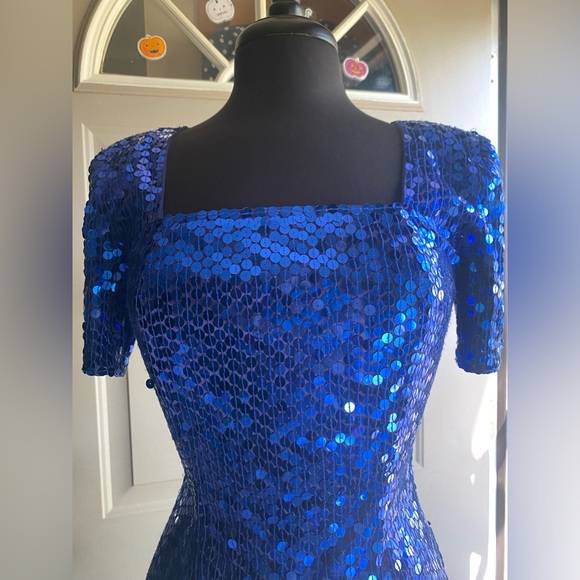 Vintage 90s Niteline Della Roufogali blue sequined  cocktail dress, size 6 - Picture 5 of 16